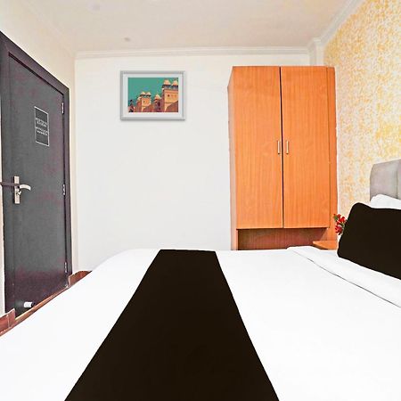 Twamev Residency Hotel New Delhi Ngoại thất bức ảnh