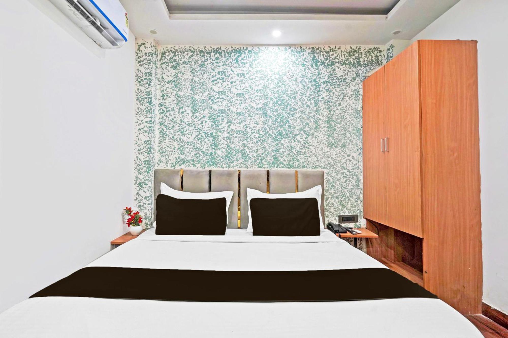 Twamev Residency Hotel New Delhi Ngoại thất bức ảnh
